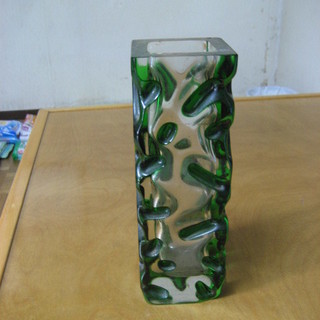 ガラス花瓶１