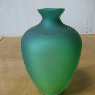 ガラス花瓶２