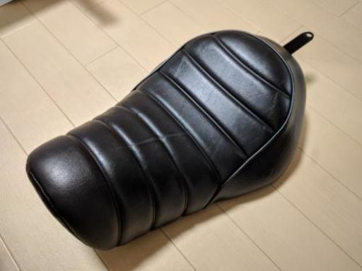 スポーツスター　2016年式〜XL883Nアイアンの純正オリジナルシート