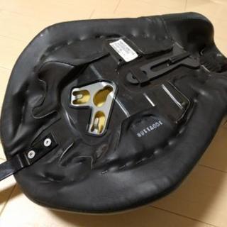 スポーツスター　2016年式〜XL883Nアイアンの純正オリジナルシート