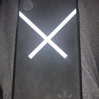 adidas iphoneXケース