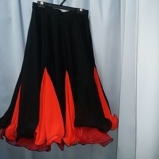 社交ダンス スカート COSTABELLA  黒と赤