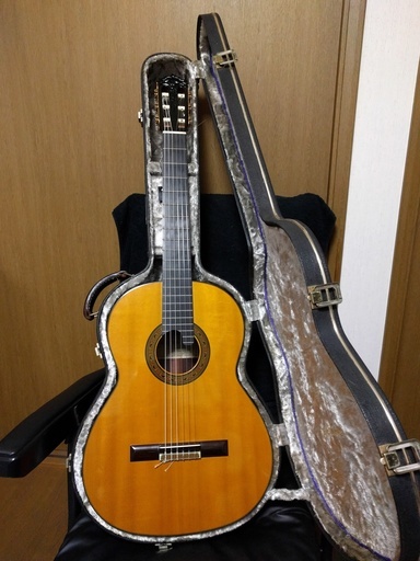 井田英夫のクラシックギター（）です。