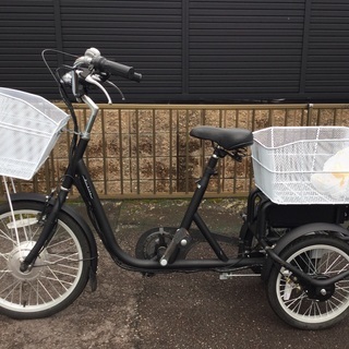 美品:電動アシスト三輪自転車・ブラック