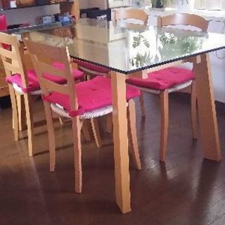 【最終値下げ】イタリア製ガラステーブル