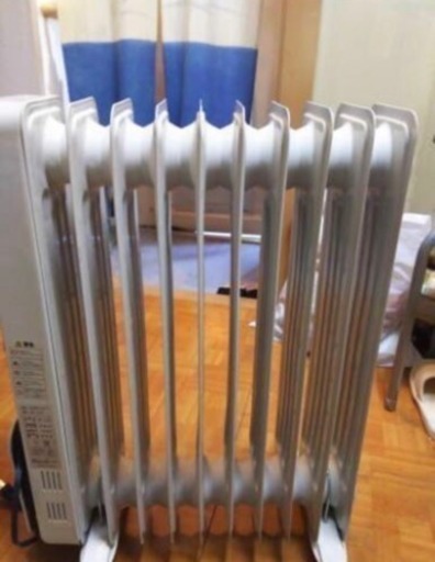 取引中！オイルヒーター 8畳用