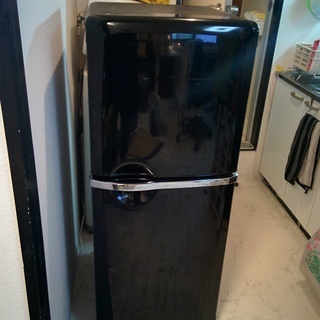 冷蔵庫　2006年製　三菱（冷蔵94L、冷凍42L）