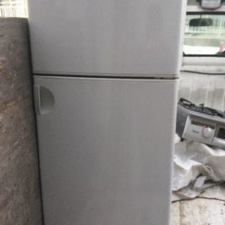 1996年東芝120L冷蔵庫綺麗 無料