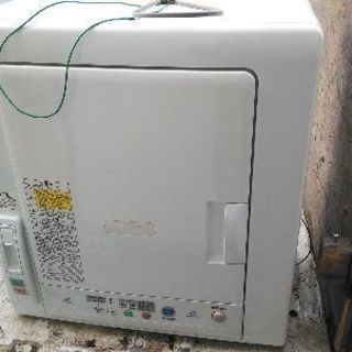 2013年日立4キロ乾燥機