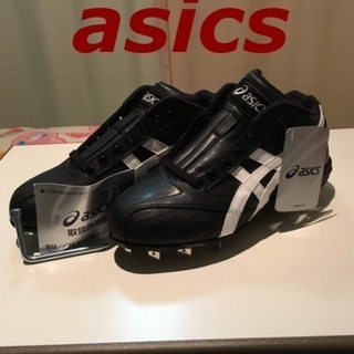 asics新品未使用 23.5cm