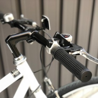売切◆新車☆700ｃ　シンプル　クロスバイク　ホワイト