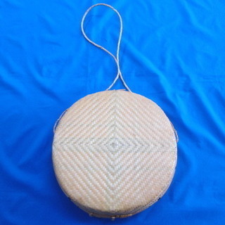 (B-138) 竹製かご　丸型　バッグ　ベージュ　※中古品						