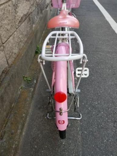 女児用自転車あります。