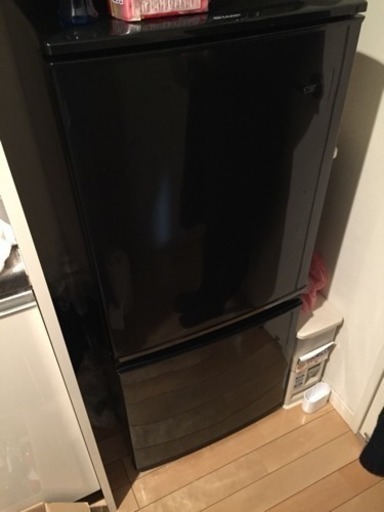 【急募】SHARP 冷蔵庫 137L 黒色 2015年製