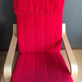 IKEA かわいい赤のソファ