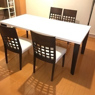 ✨大きめダイニングテーブル✨