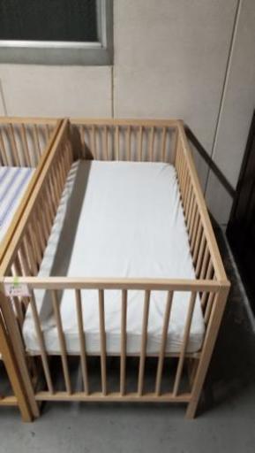 美品　IKEAベビーベッド