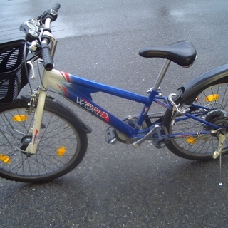 ☆高く買取るゾウ　八幡西店☆【直接引取限定】24インチ　子供スポーツ車　６段変速オートライト！ 