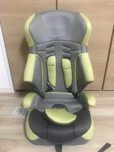 お値引きOK！ 1回のみ使用　ほぼ新品！combi　コンビ　ジュニアシート　3段階調節　JOYTRIP　ジョイトリップ　CY-GSAチャイルドシート