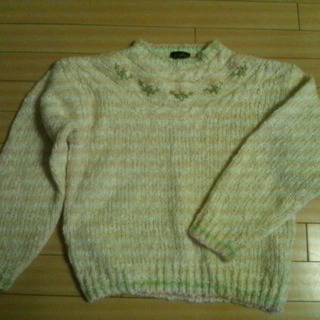 ふわふわ優しい色合いのセーター★Mサイズ
