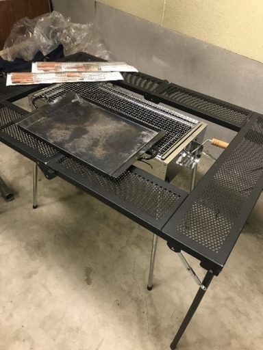 BBQ 焼き台、テーブルセット   最終値下げー