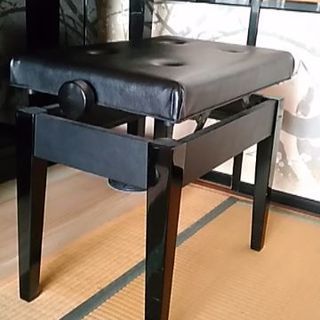 消音機能付き　アップライトピアノ