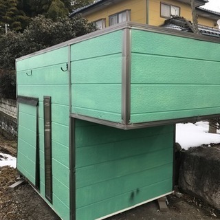 キッチンカーの荷台