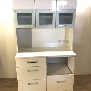 新品前板に天然木パイン材を使用した薄型食器棚。1本限定入荷。カップ 