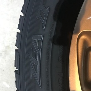 ヴェルファイア用スタッドレスタイヤです。