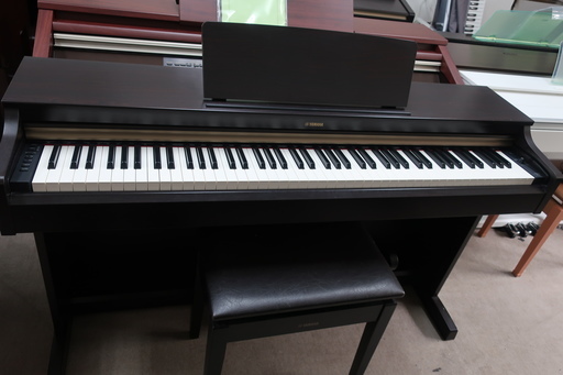 YAMAHA    YDP-162R   2014製　￥53.000-