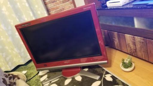 【美品】SHARP AQUOS 26V型 液晶テレビ  オシャレなレッド