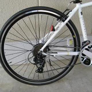 値下げ！〔新品〕７００－Cクロスバイク（２１段変速・アルミフレーム）スレイプニル７００