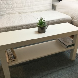 IKEAの小テーブル(テレビ台)