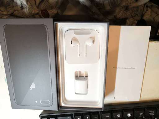 本体無し Iphone8 Plus ブラック64gb 箱 付属品 新品未使用 Mobilbear 錦糸町の携帯アクセサリーの中古あげます 譲ります ジモティーで不用品の処分