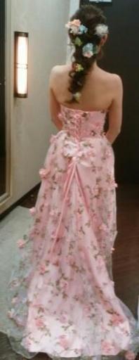 ウエディングドレス　カラードレス　小花　ピンク　お色直し