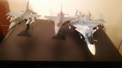 戦闘機のダイキャスト