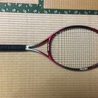 テニスラケット YONEX 3年弱使用 中古