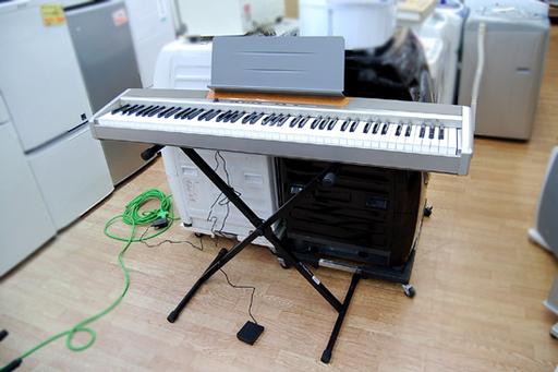 札幌市 CASIO/カシオ 電子ピアノ Privia/プリヴィア PX-120 88鍵盤 汎用スタンド付き