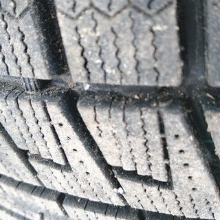 BS Revo2 225/55r17 − 北海道