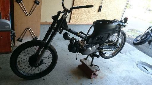 スーパーカスタム！　ホンダ　スーパーカブ　50㏄