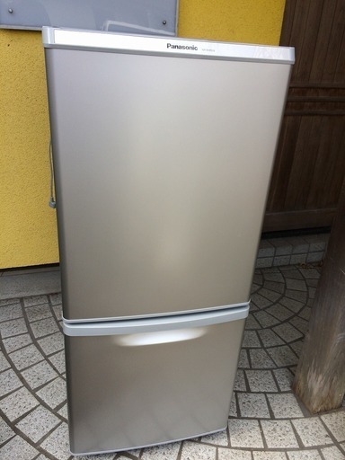 パナソニック 冷蔵庫 NR-B145W 2013年製 138L panasonic