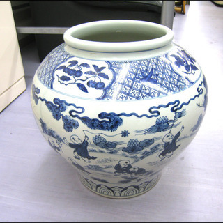 手稲リサイクル 　大きい壺　花器　花瓶 ￥7800