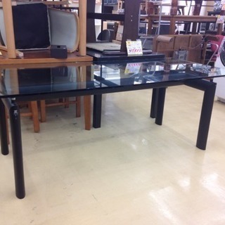 カッシーナ ダイニングテーブル