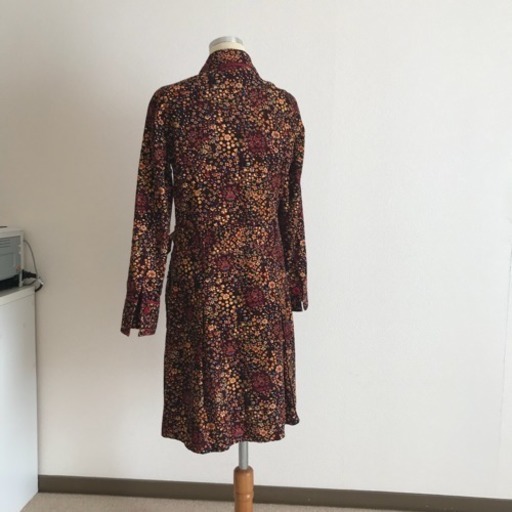 レトロ花柄 ワンピース ローウエスト 60年代70年代風シャツワンピコーデュロイ Azu 知立の生活雑貨の中古あげます 譲ります ジモティーで不用品の処分