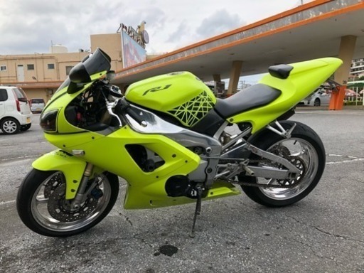 YAMAHA R1  45万