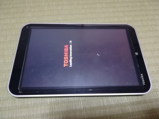 TOSHIBA 8インチタブレットPC