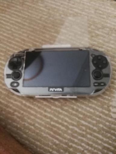 PS VITA PCH-1000　中古