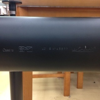 カッシーナ ダイニングテーブル