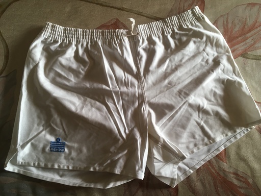 Admiral 白のショートパンツ サッカーパンツ Khartoum 墨田のポロシャツ メンズ の中古 古着あげます 譲ります ジモティーで不用品の処分 Admiral 白のショートパンツ サッカーパンツ Khartoum 墨田のポロシャツ メンズ の中古 古着あげます 譲ります ジモティーで不用品の処分