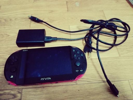 PS vita 2000 ピンク